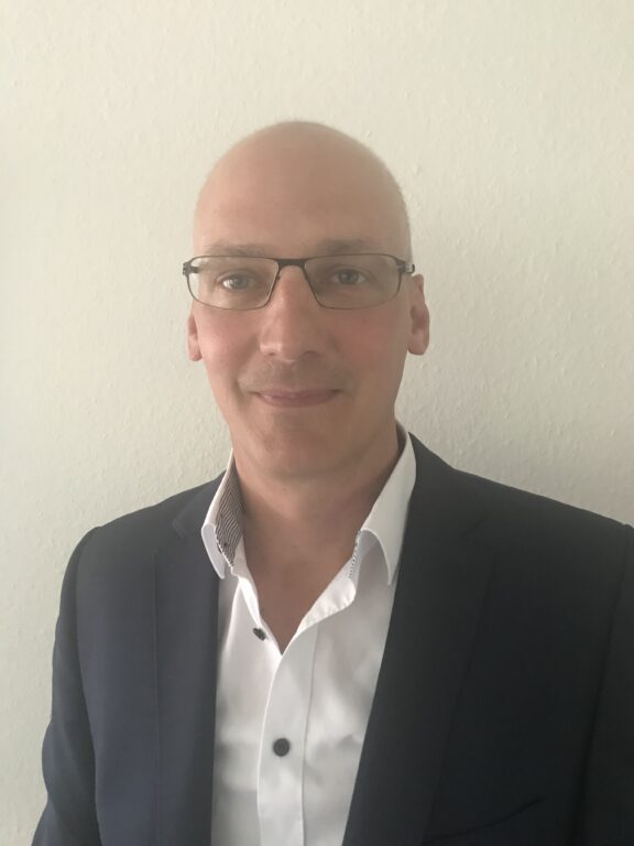 Nils Buecker von Rabe Moden nutzt Software zum Lieferantenmanagement